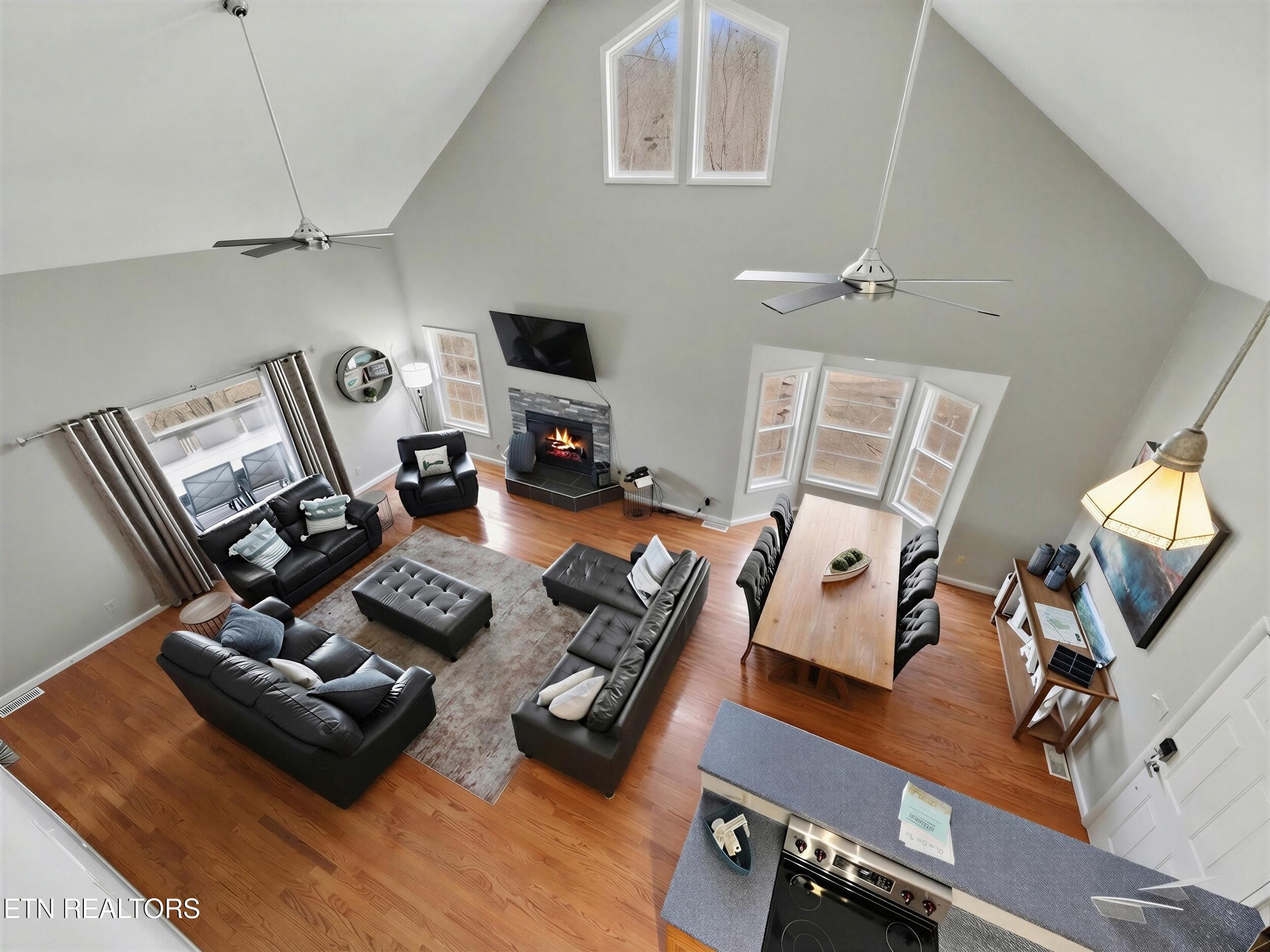 1447 Cove Pointe Rd, LaFollette