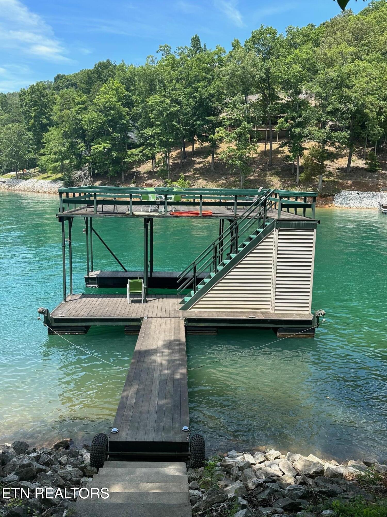 1447 Cove Pointe Rd, LaFollette