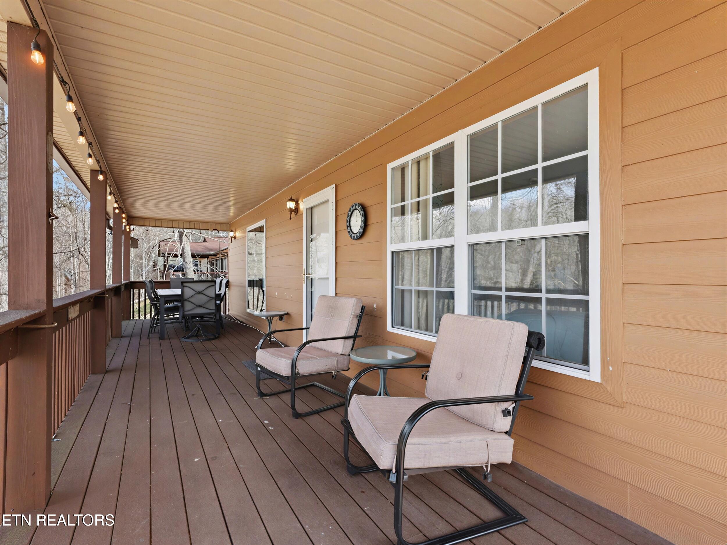 1447 Cove Pointe Rd, LaFollette