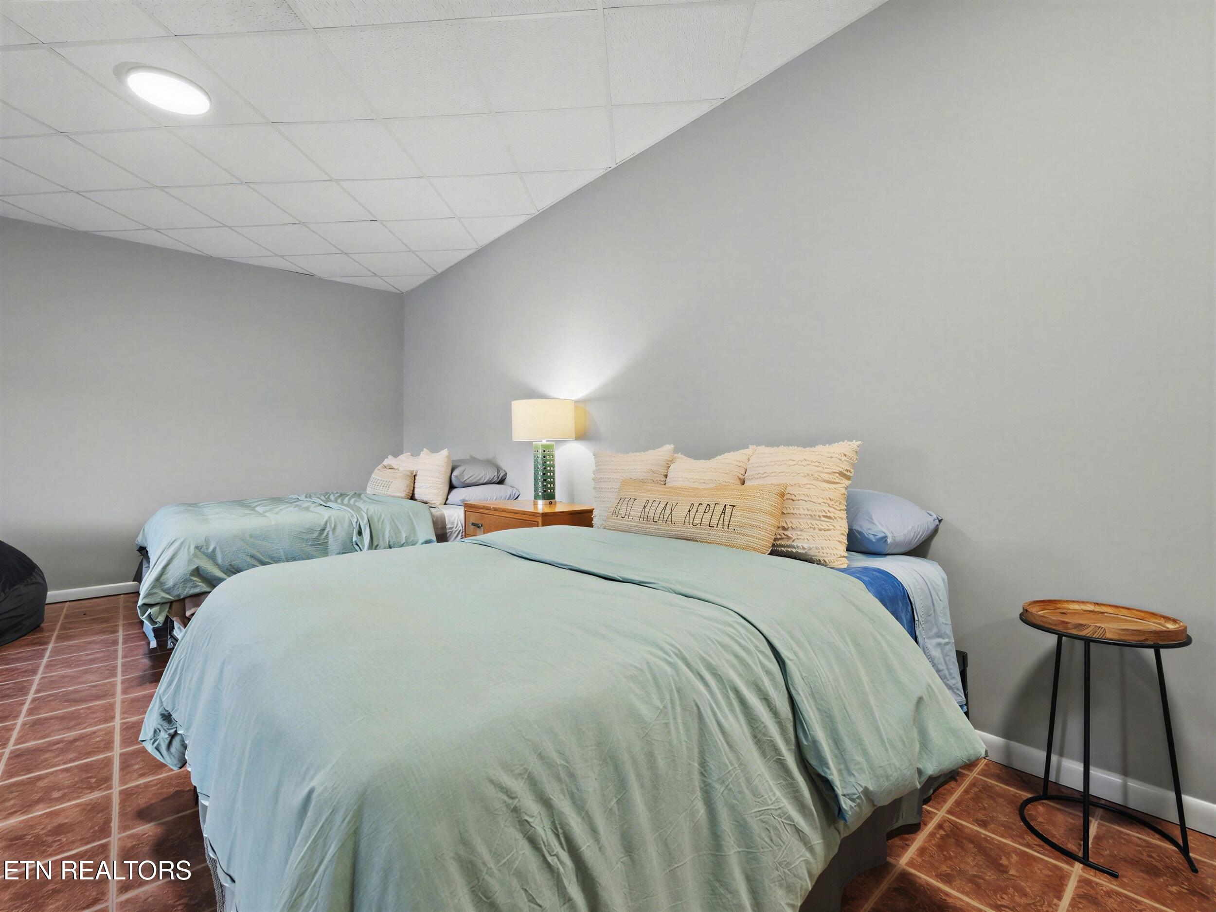1447 Cove Pointe Rd, LaFollette