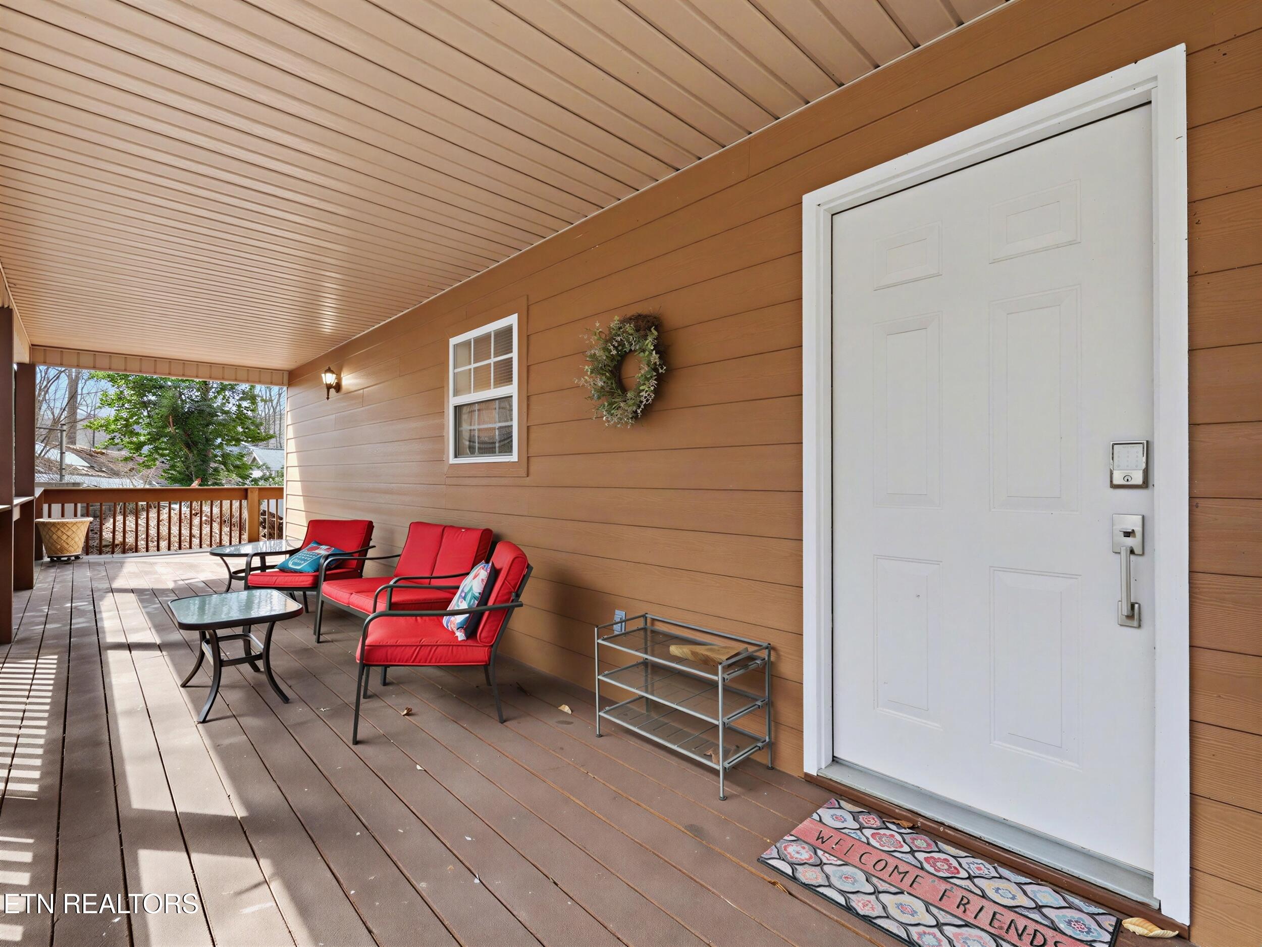 1447 Cove Pointe Rd, LaFollette