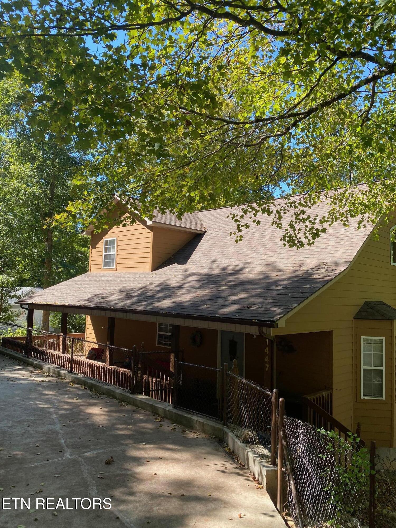 1447 Cove Pointe Rd, LaFollette