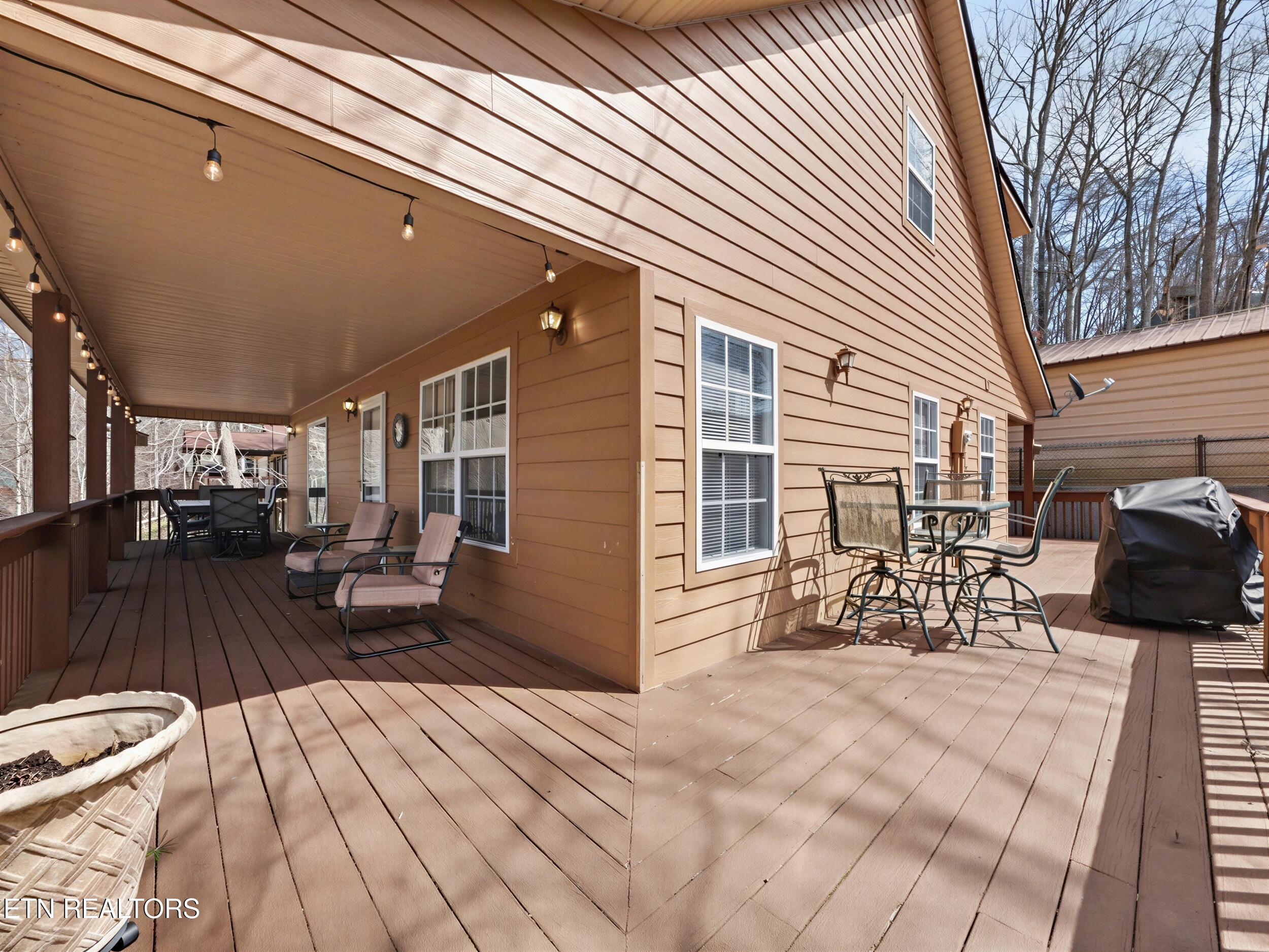 1447 Cove Pointe Rd, LaFollette