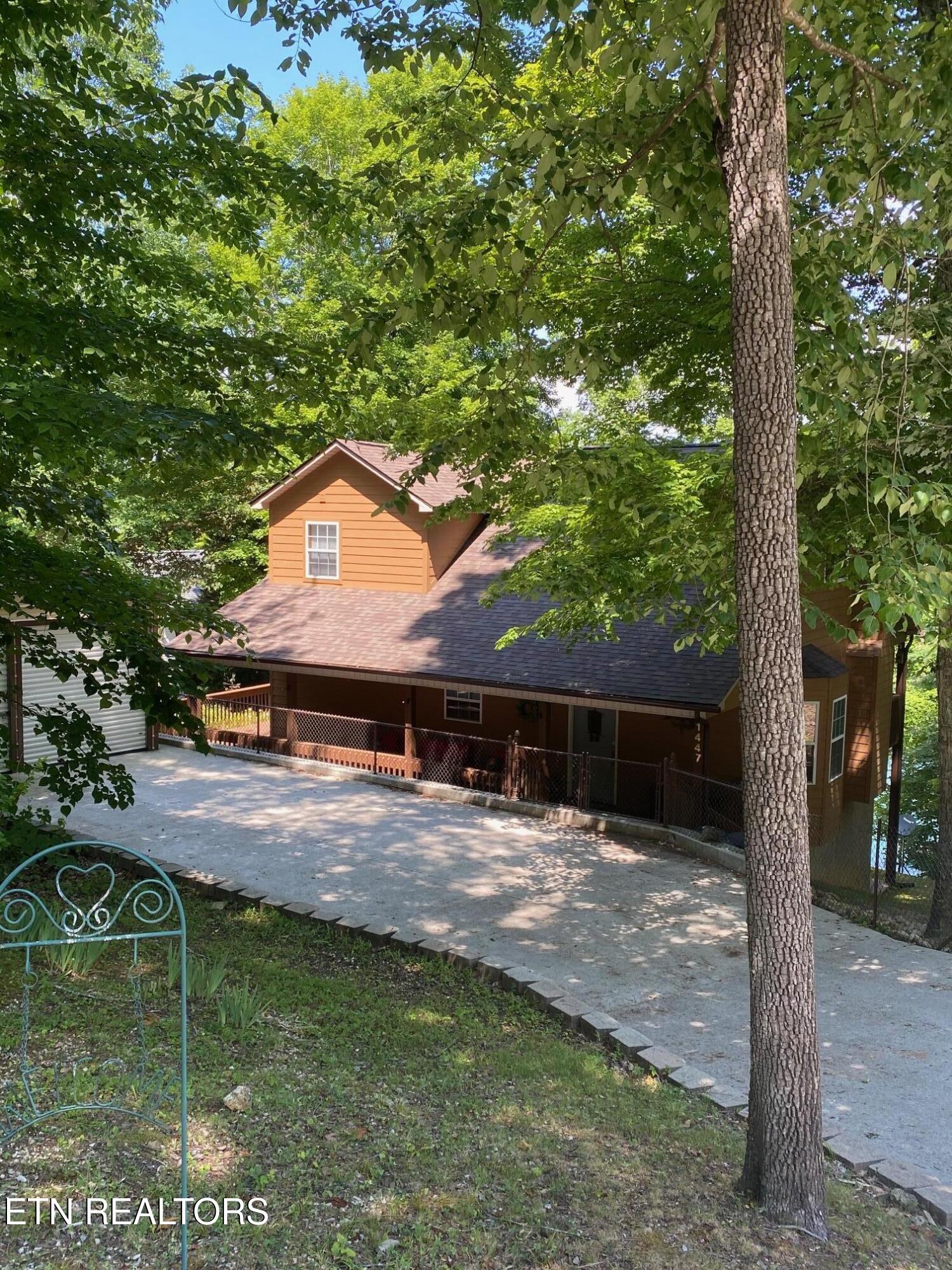 1447 Cove Pointe Rd, LaFollette