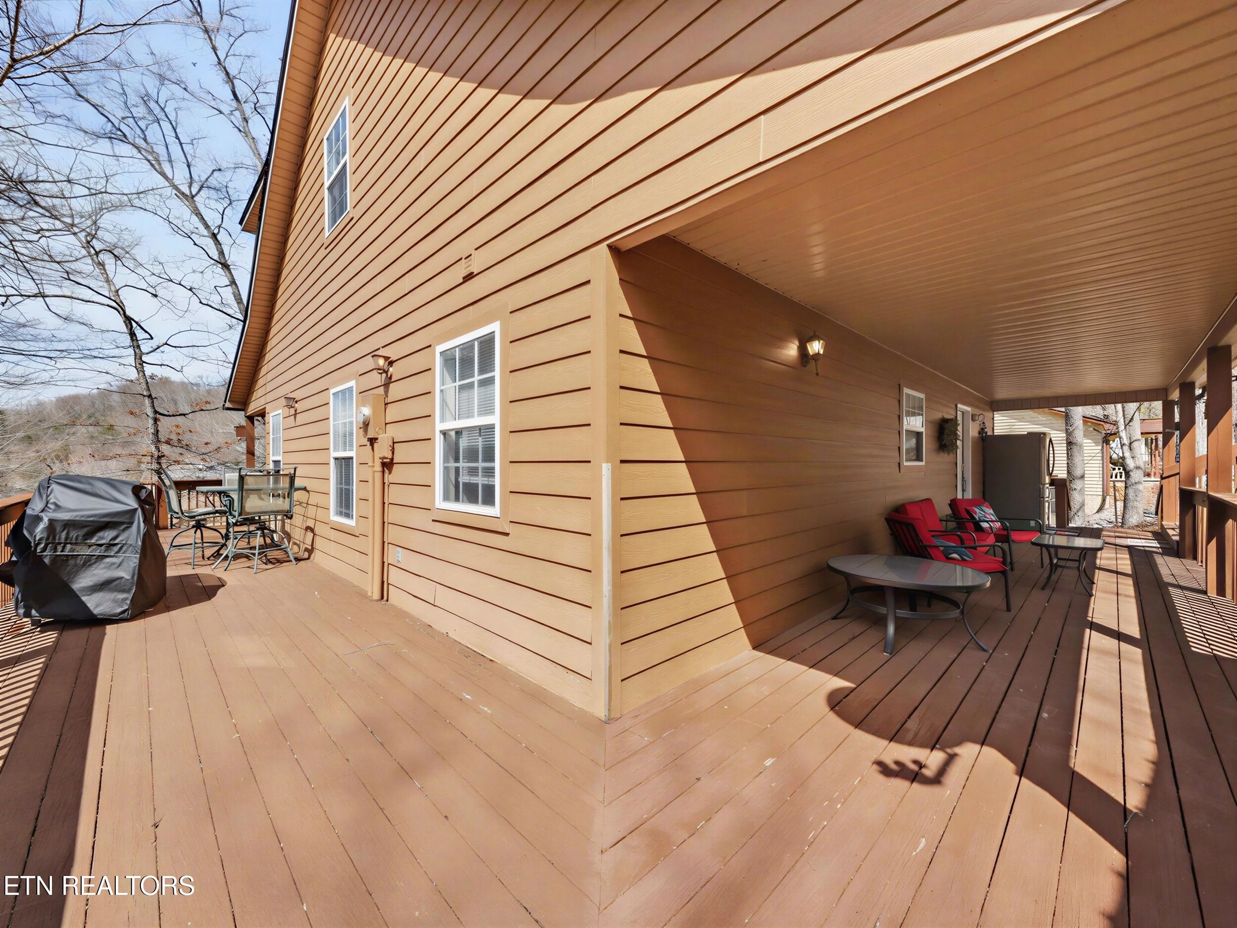 1447 Cove Pointe Rd, LaFollette