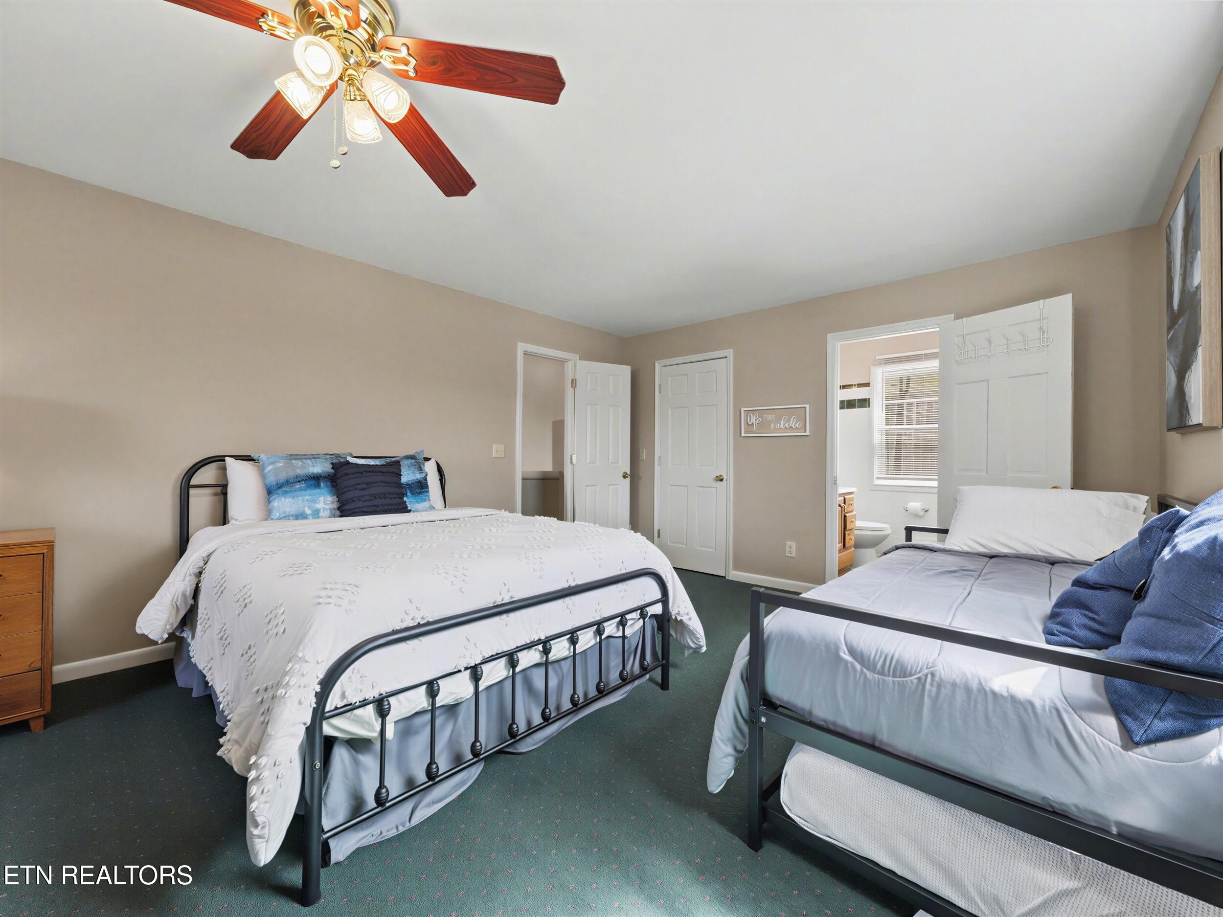 1447 Cove Pointe Rd, LaFollette