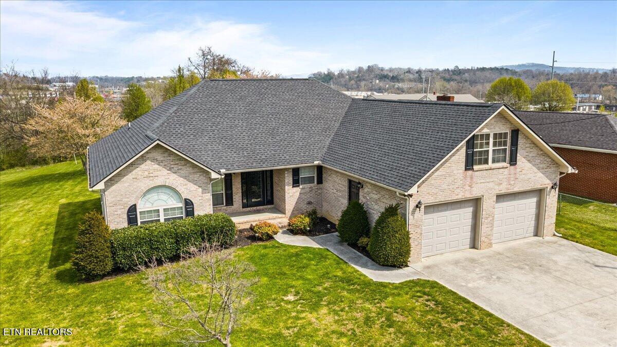 116 Colonial Heights, LaFollette