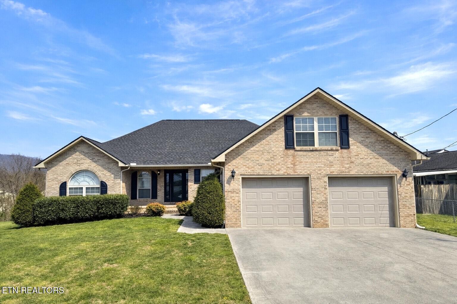 116 Colonial Heights, LaFollette