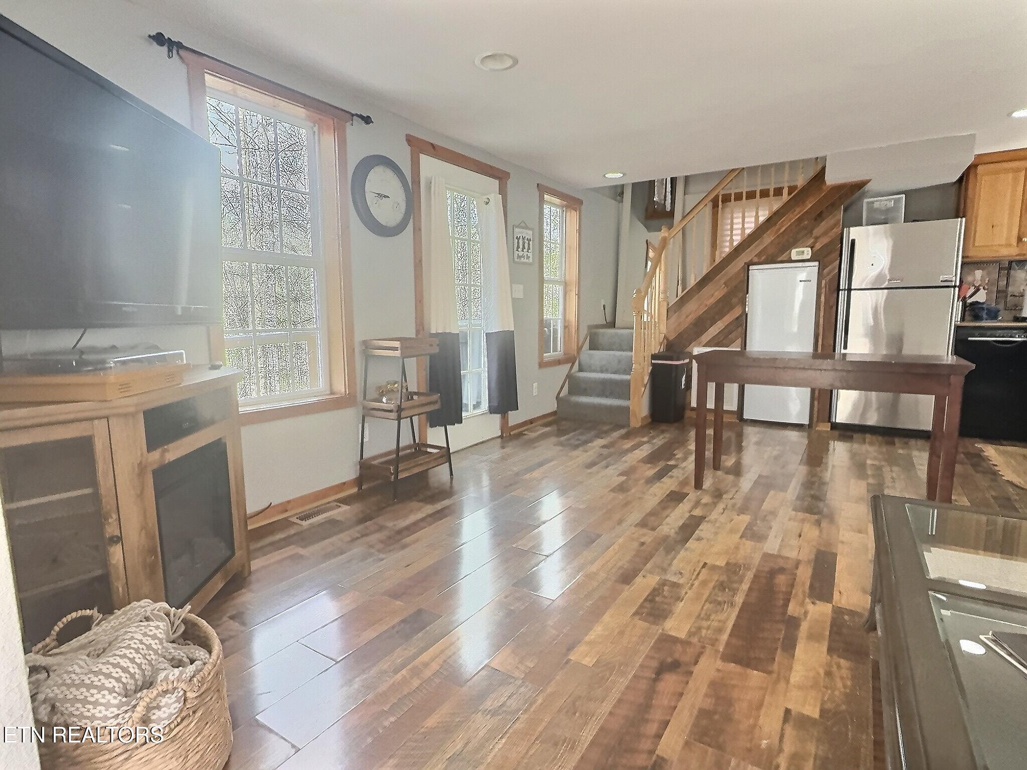 517 Easter Lane, LaFollette