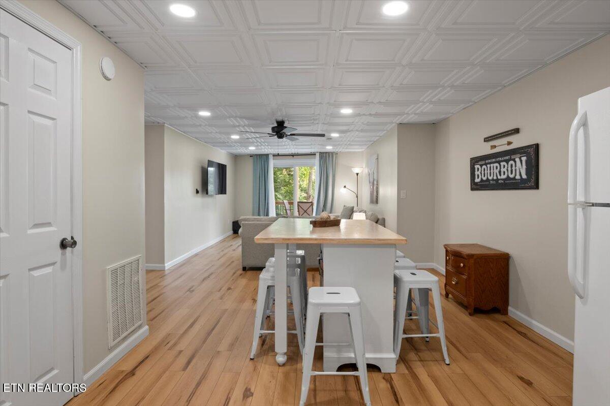 824 Deerfield Way, LaFollette