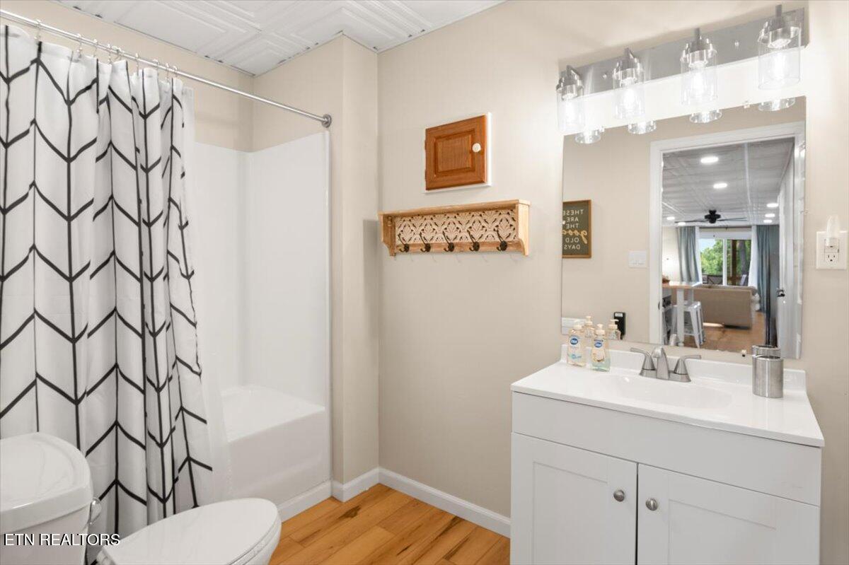 824 Deerfield Way, LaFollette