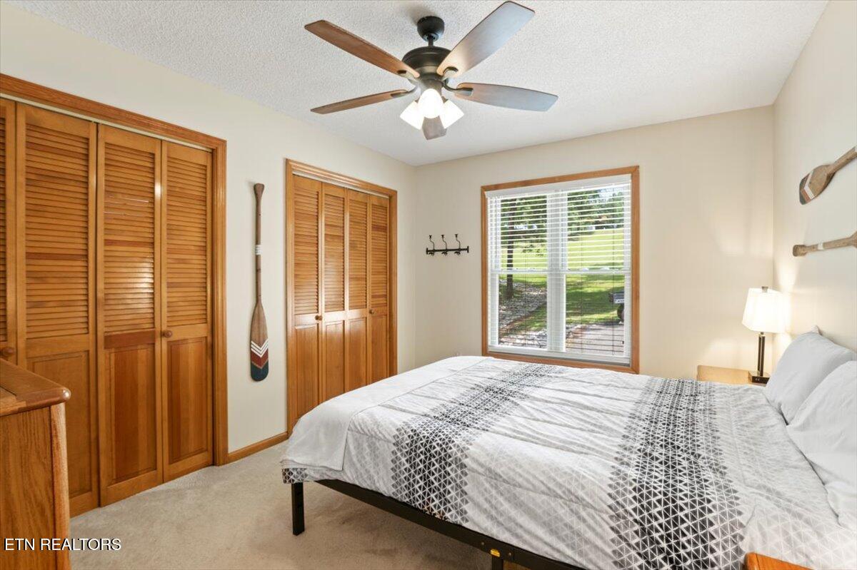 824 Deerfield Way, LaFollette