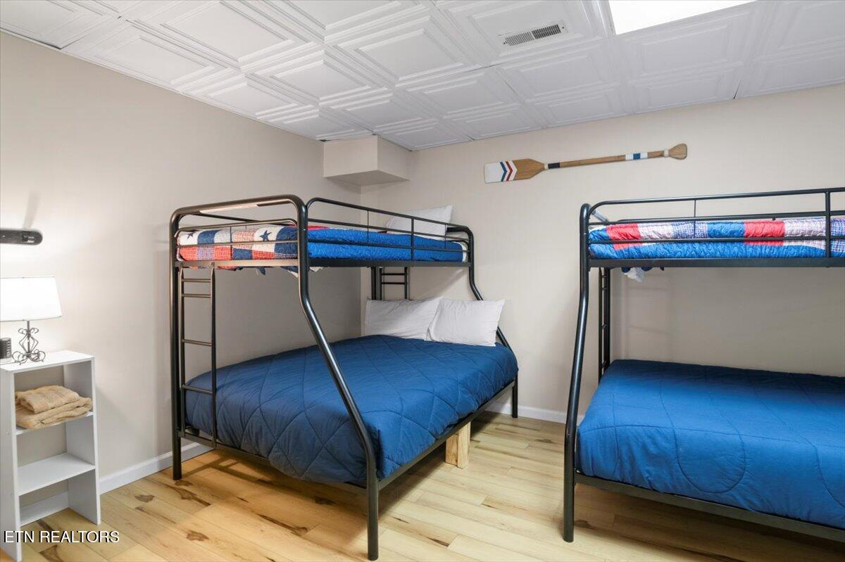 824 Deerfield Way, LaFollette