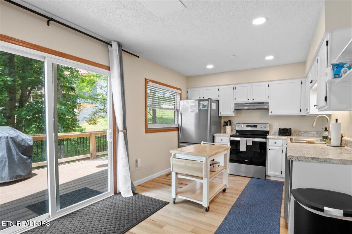 824 Deerfield Way, LaFollette