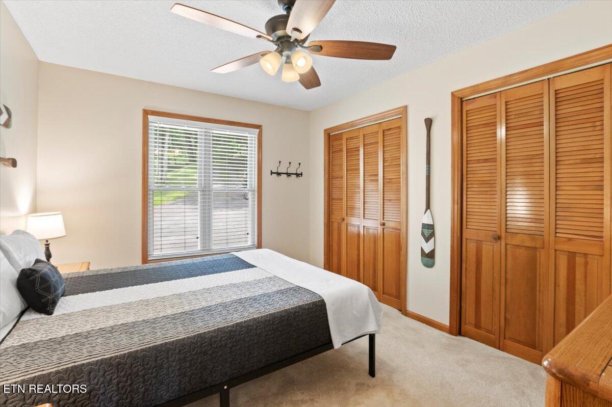 824 Deerfield Way, LaFollette