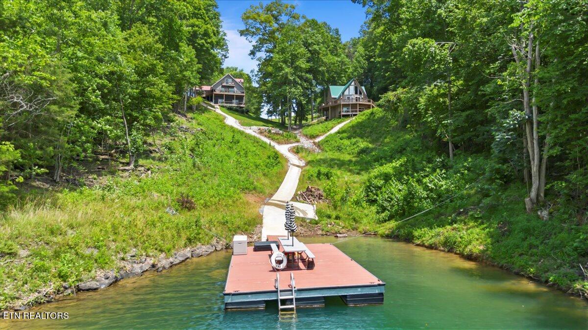 824 Deerfield Way, LaFollette