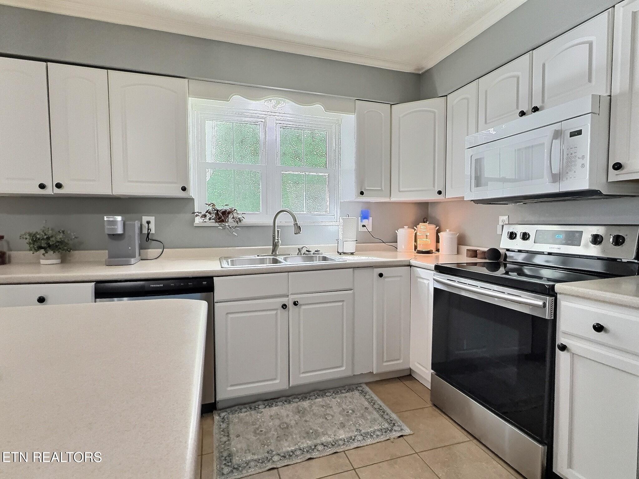 111 W Fir St, LaFollette