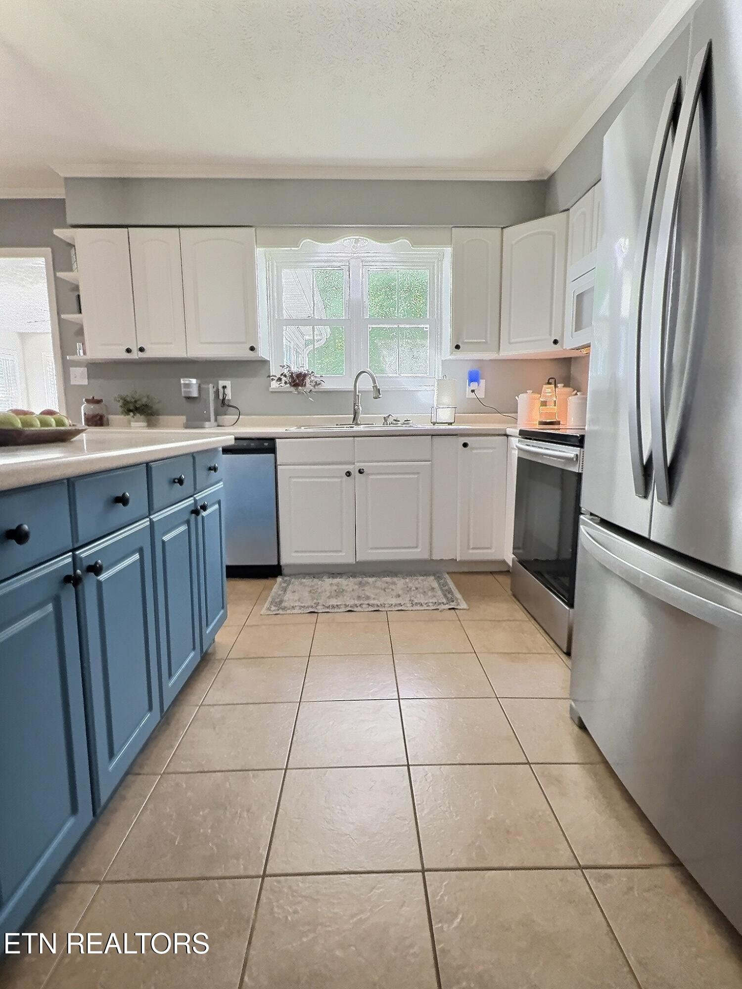 111 W Fir St, LaFollette