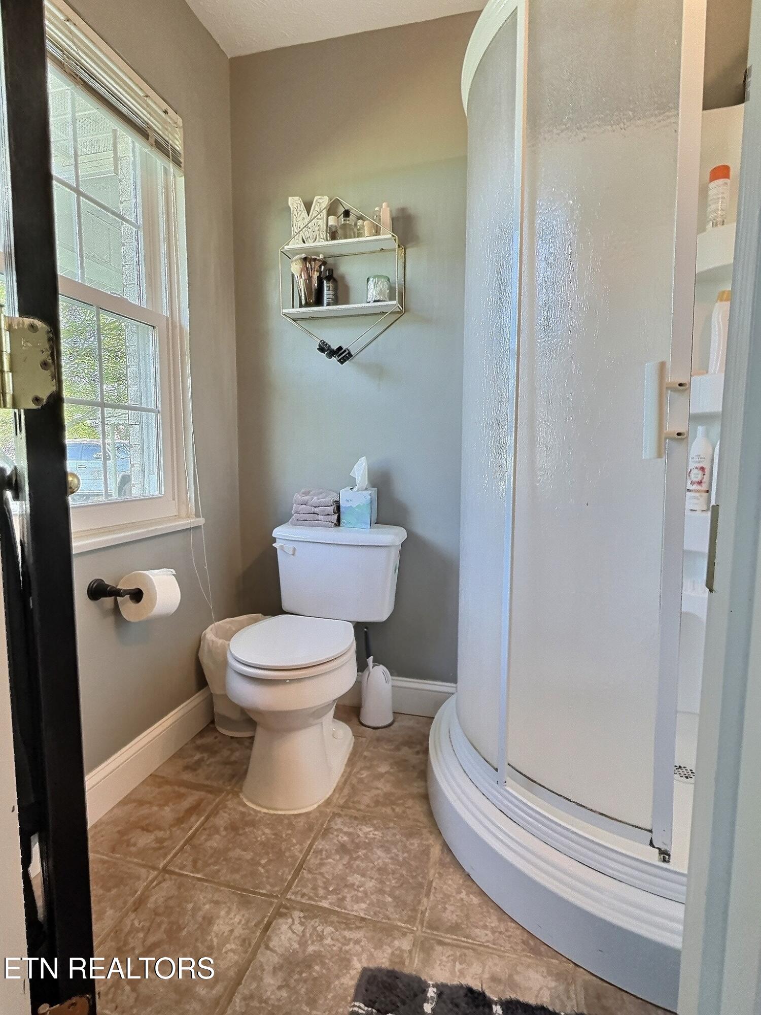 111 W Fir St, LaFollette