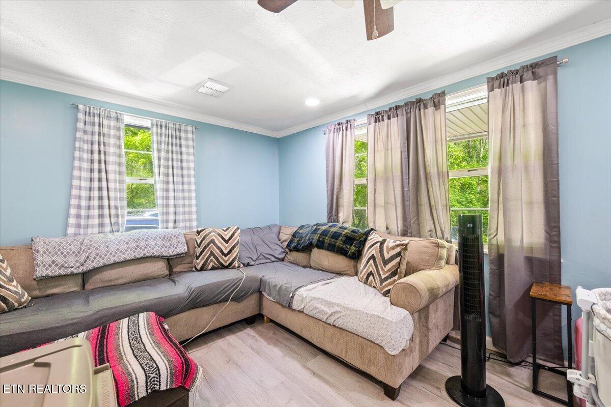 652 Indian Mountain Rd