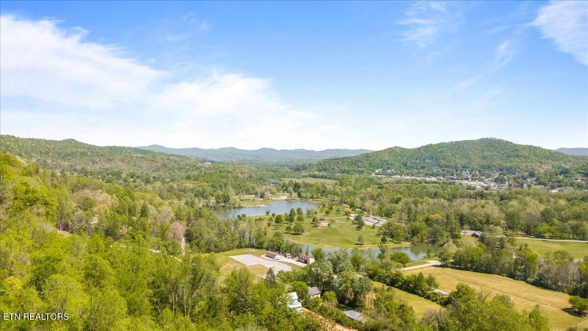 652 Indian Mountain Rd