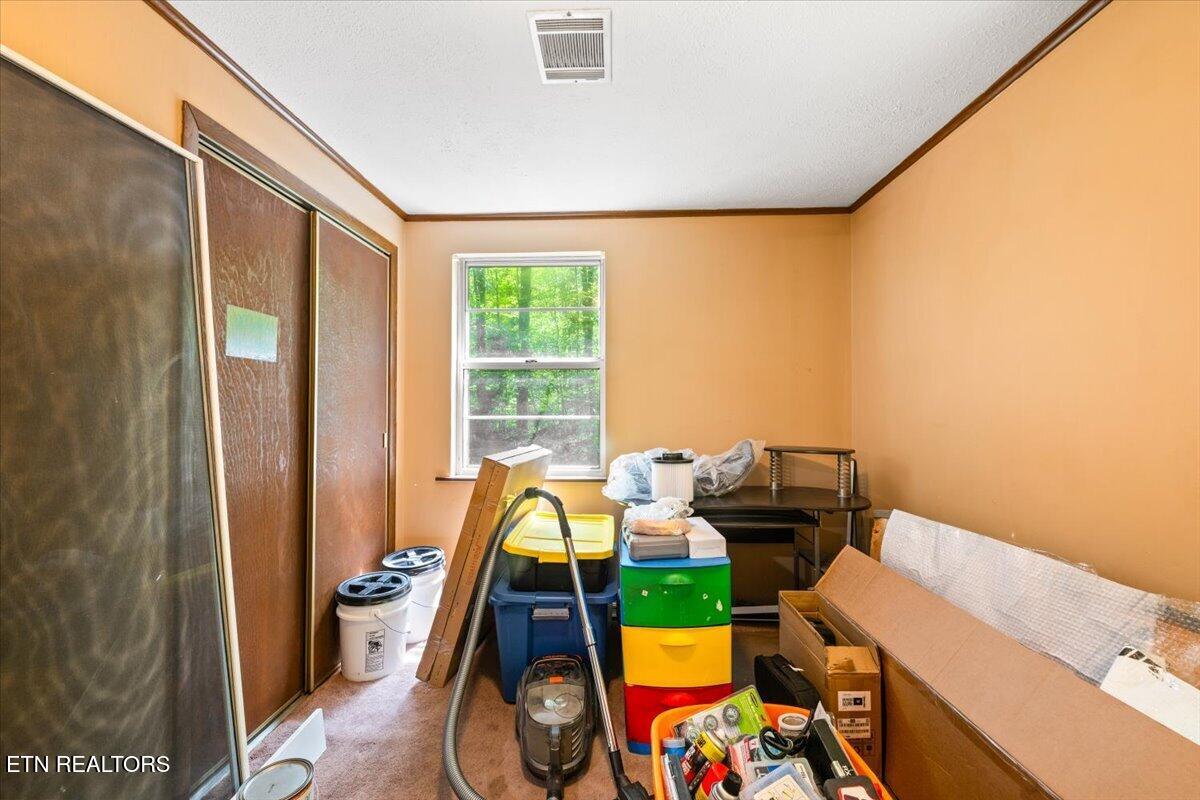 652 Indian Mountain Rd