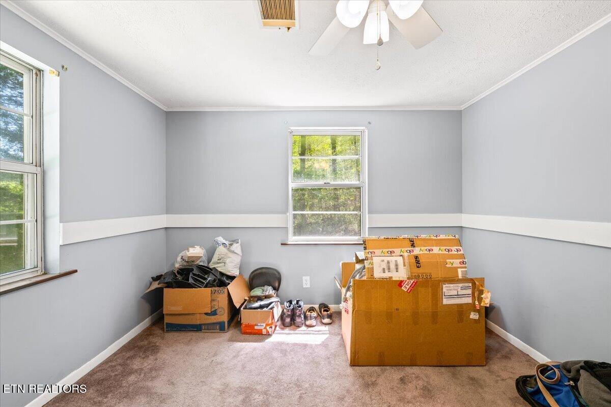 652 Indian Mountain Rd