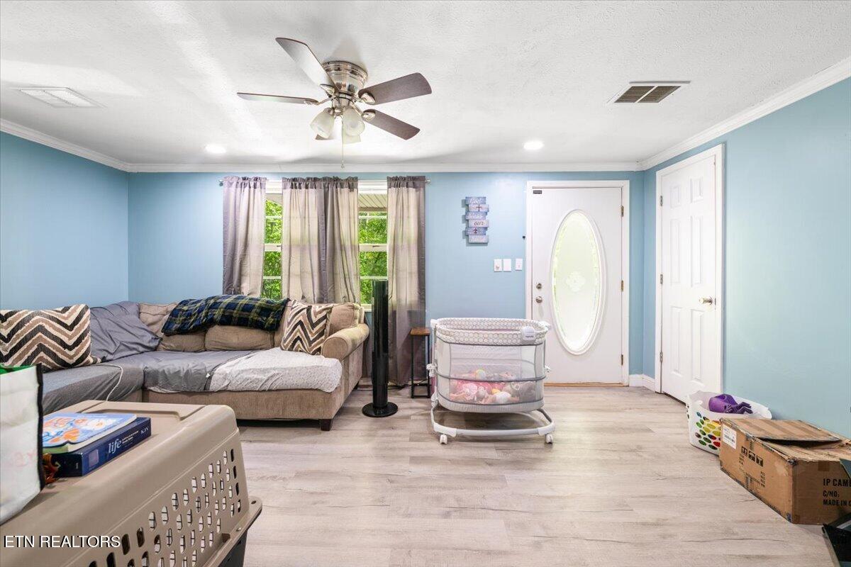 652 Indian Mountain Rd