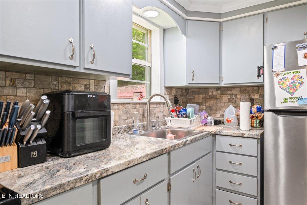 652 Indian Mountain Rd