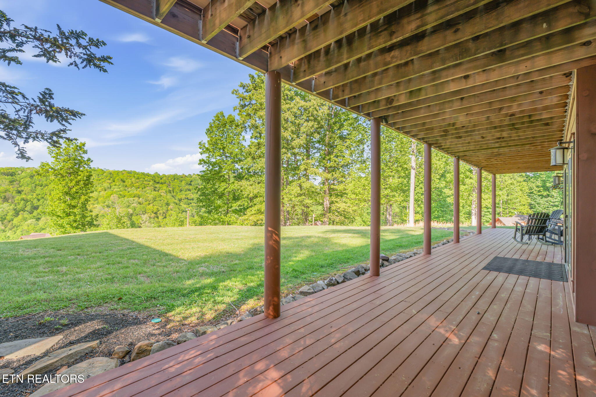305 Foxwood Drive