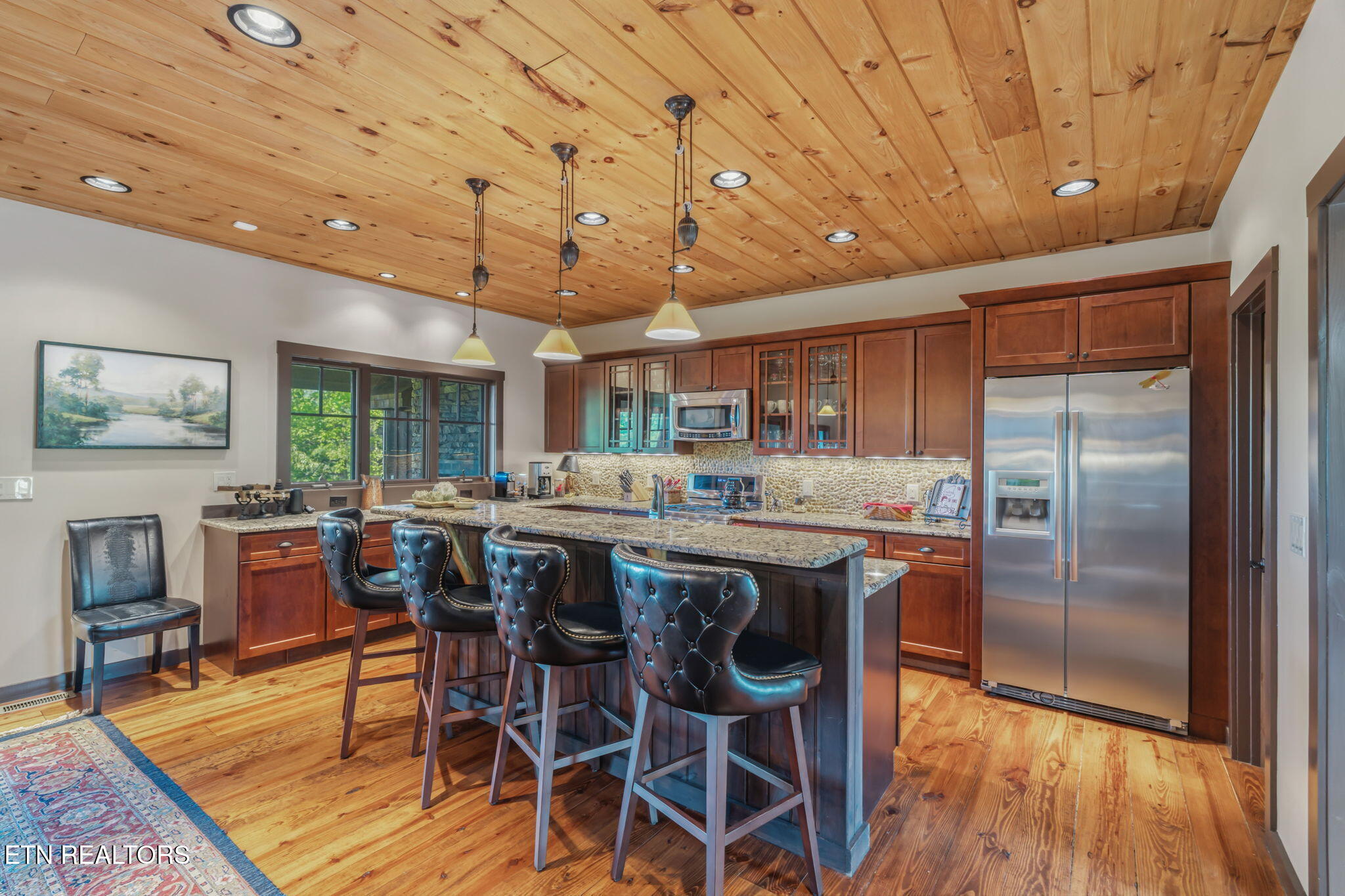 305 Foxwood Drive