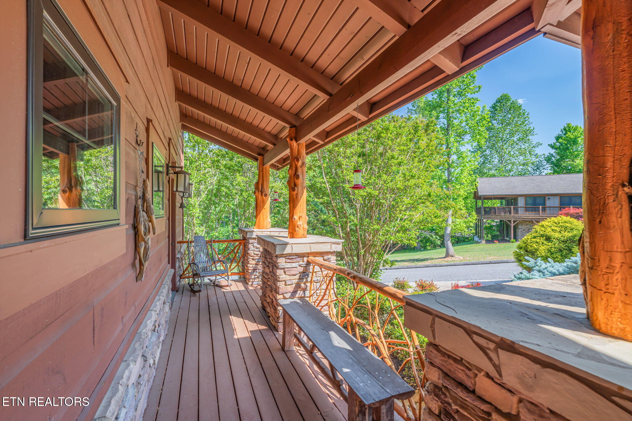 305 Foxwood Drive