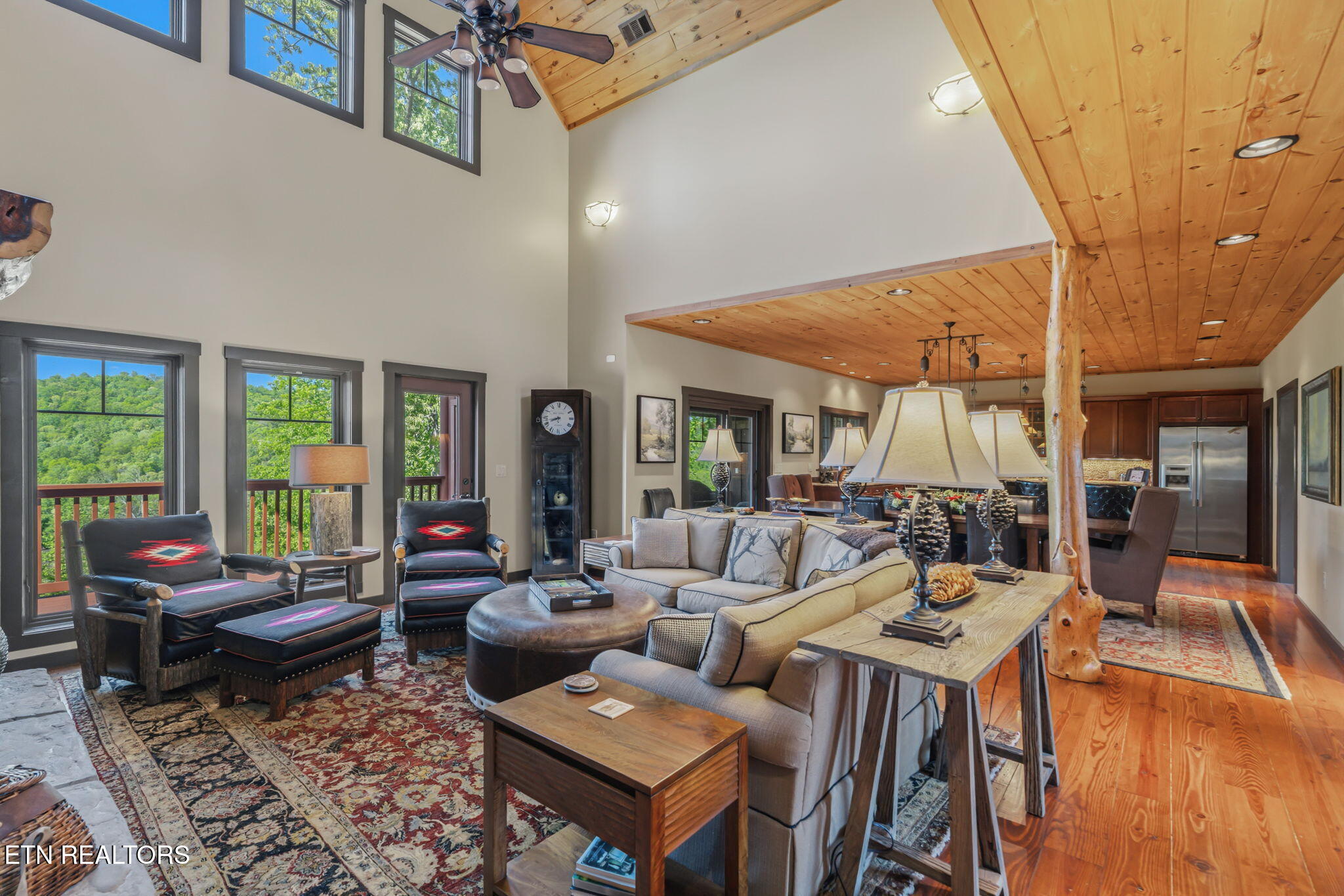 305 Foxwood Drive