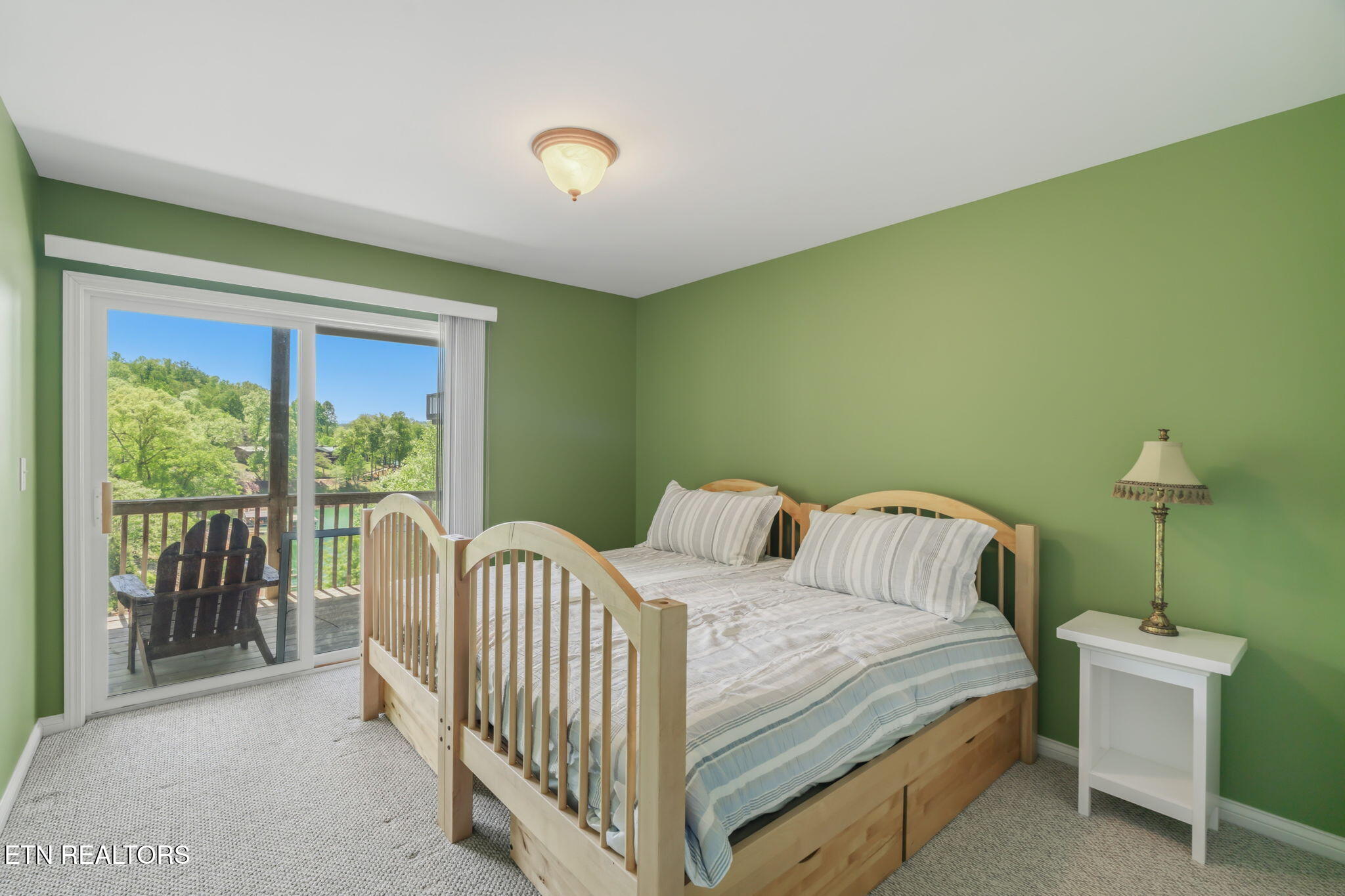 551 Deerwood Lane, LaFollette