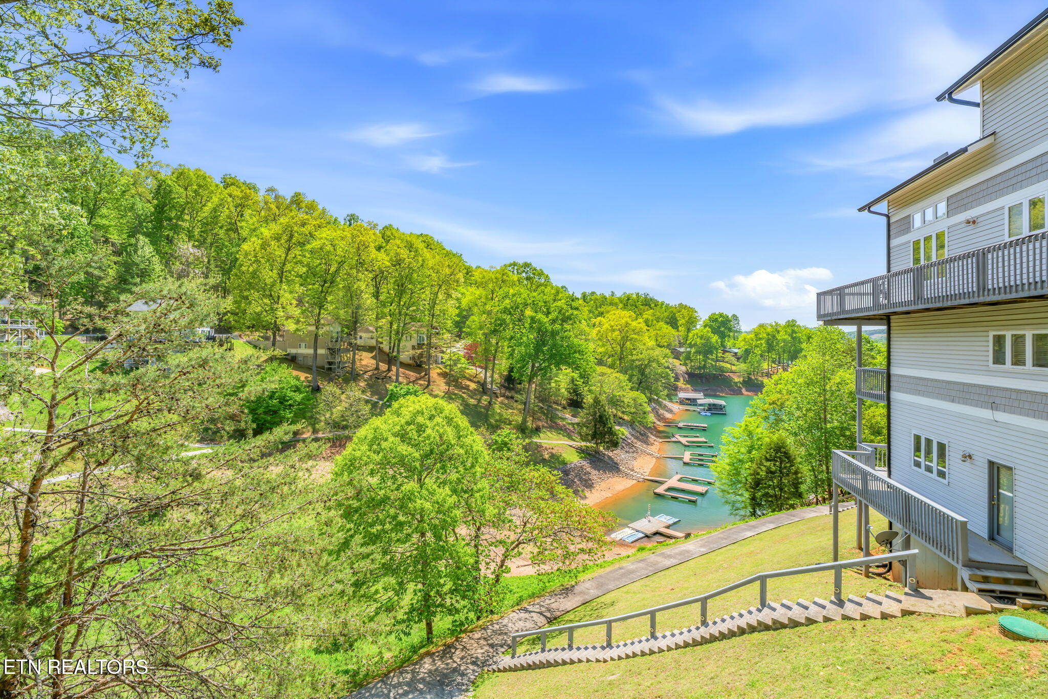 551 Deerwood Lane, LaFollette