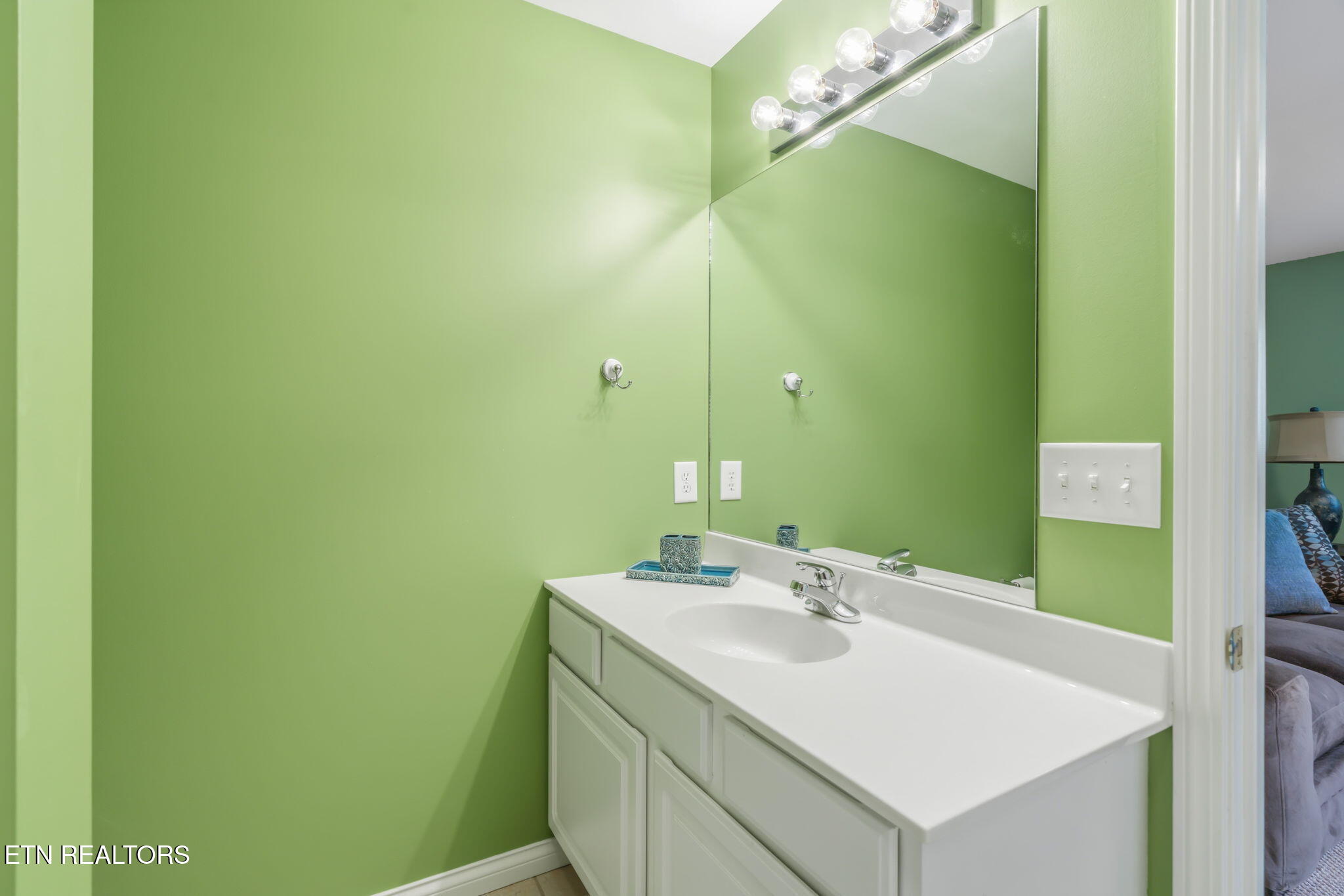 551 Deerwood Lane, LaFollette