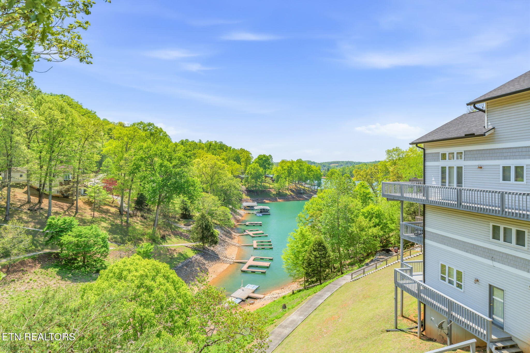 551 Deerwood Lane, LaFollette