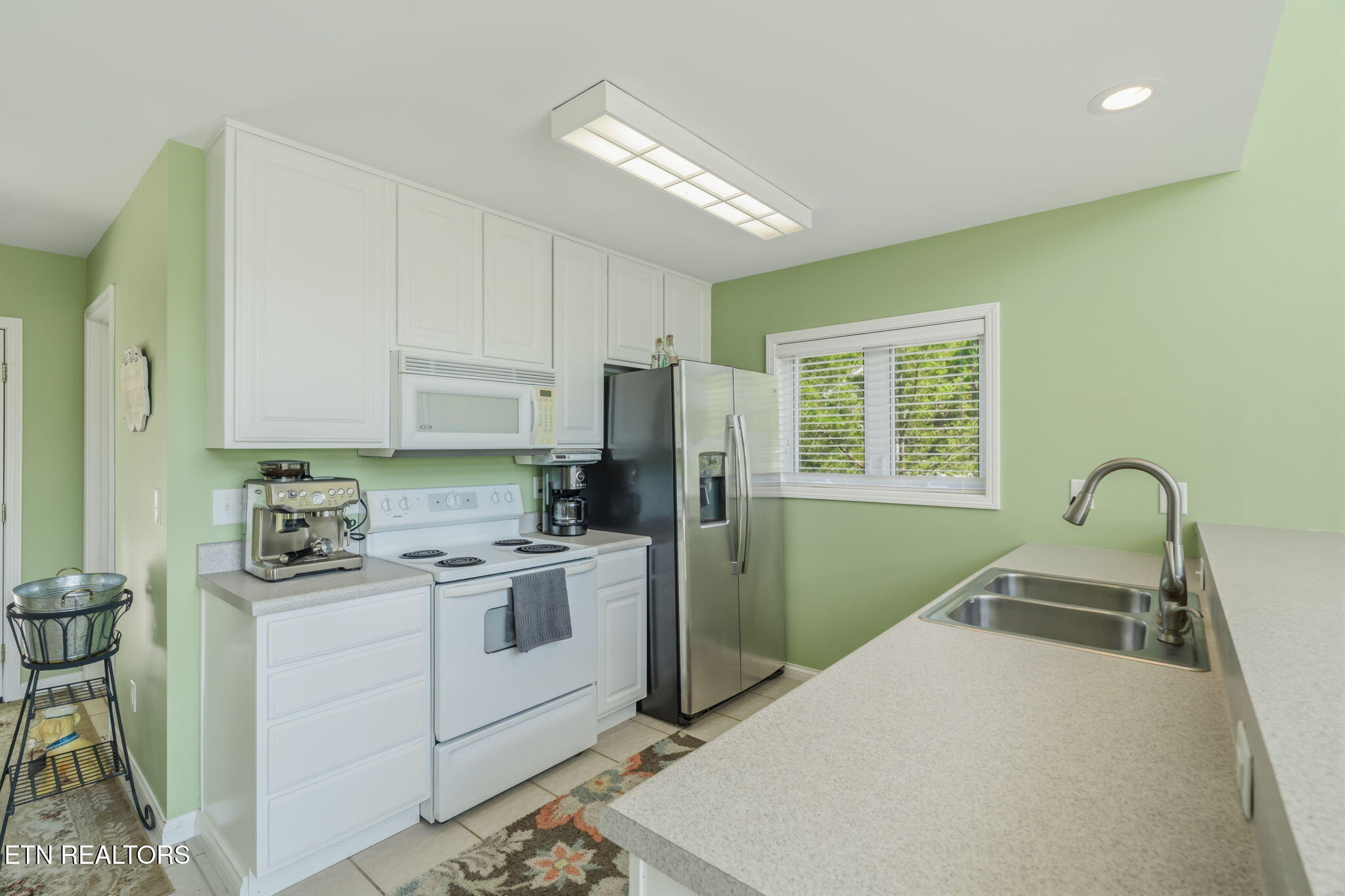 551 Deerwood Lane, LaFollette