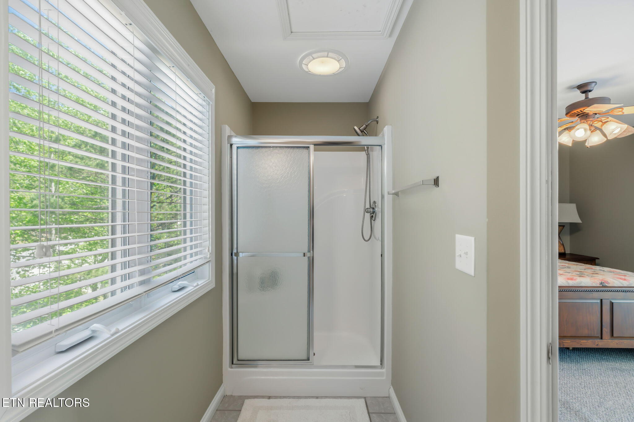 551 Deerwood Lane, LaFollette