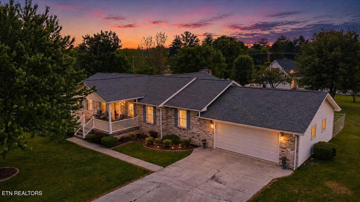 242 Thacker Drive, LaFollette