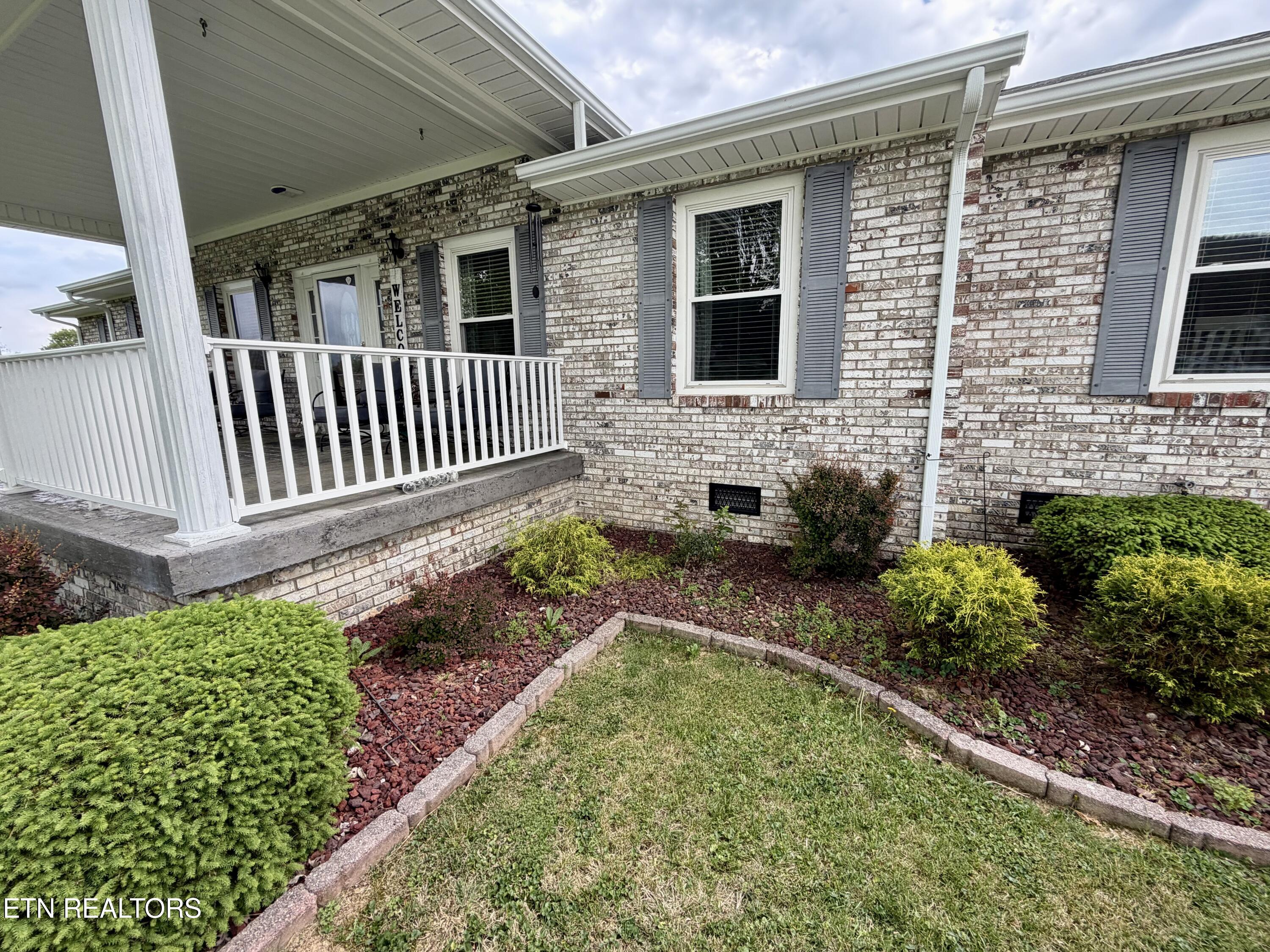 242 Thacker Drive, LaFollette