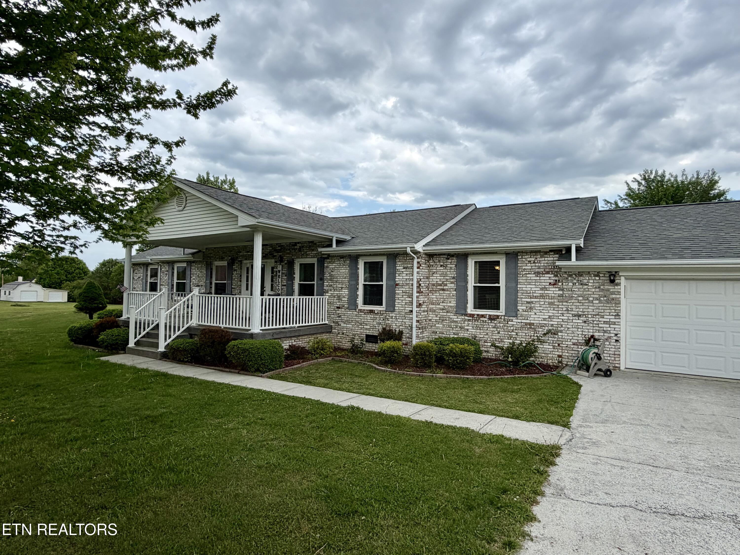 242 Thacker Drive, LaFollette