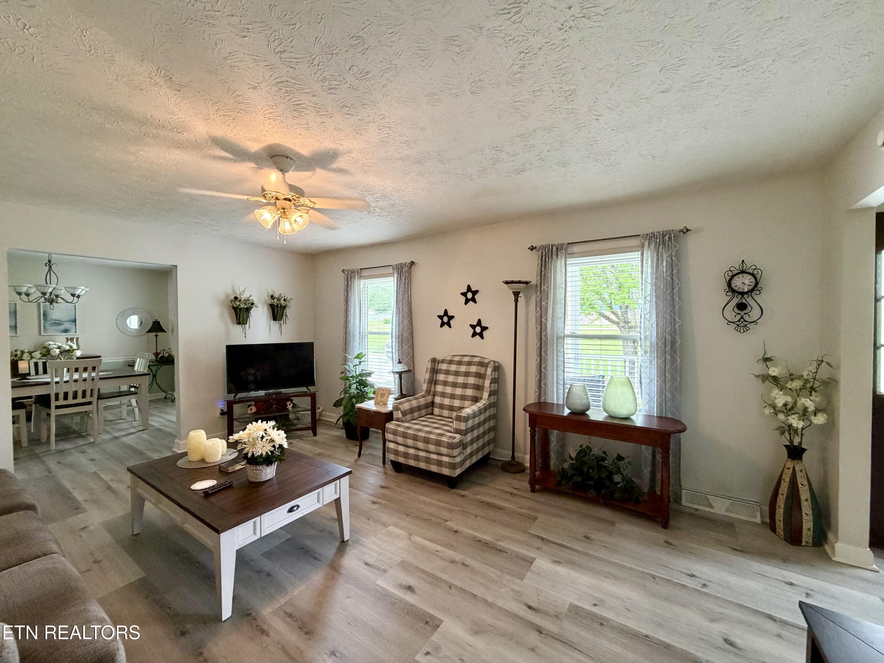 242 Thacker Drive, LaFollette