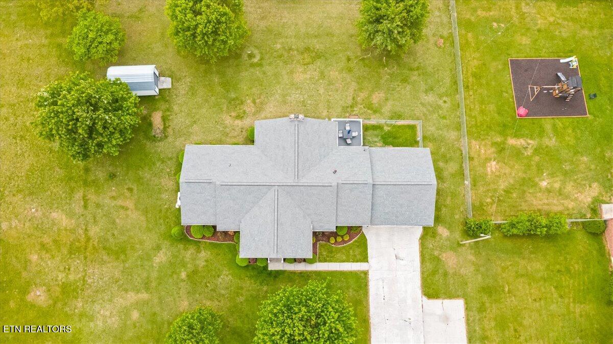 242 Thacker Drive, LaFollette