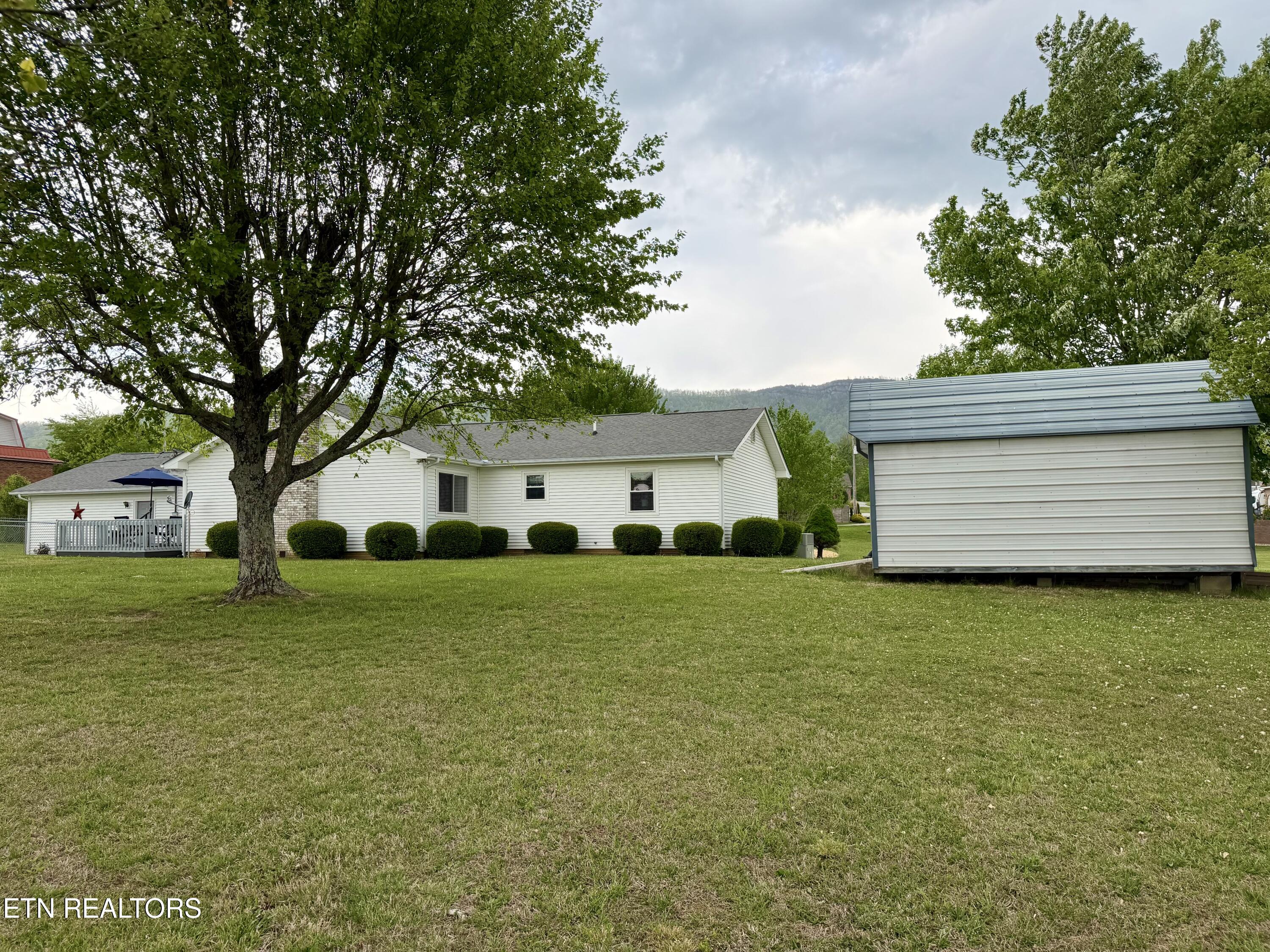 242 Thacker Drive, LaFollette