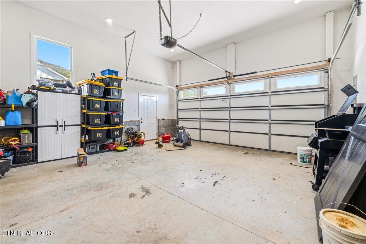 309 Greene Lane, LaFollette