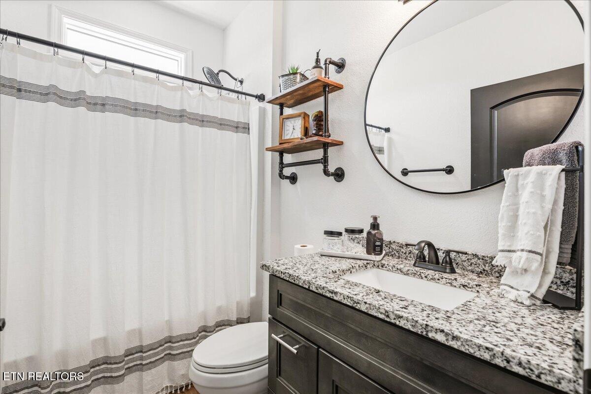 309 Greene Lane, LaFollette