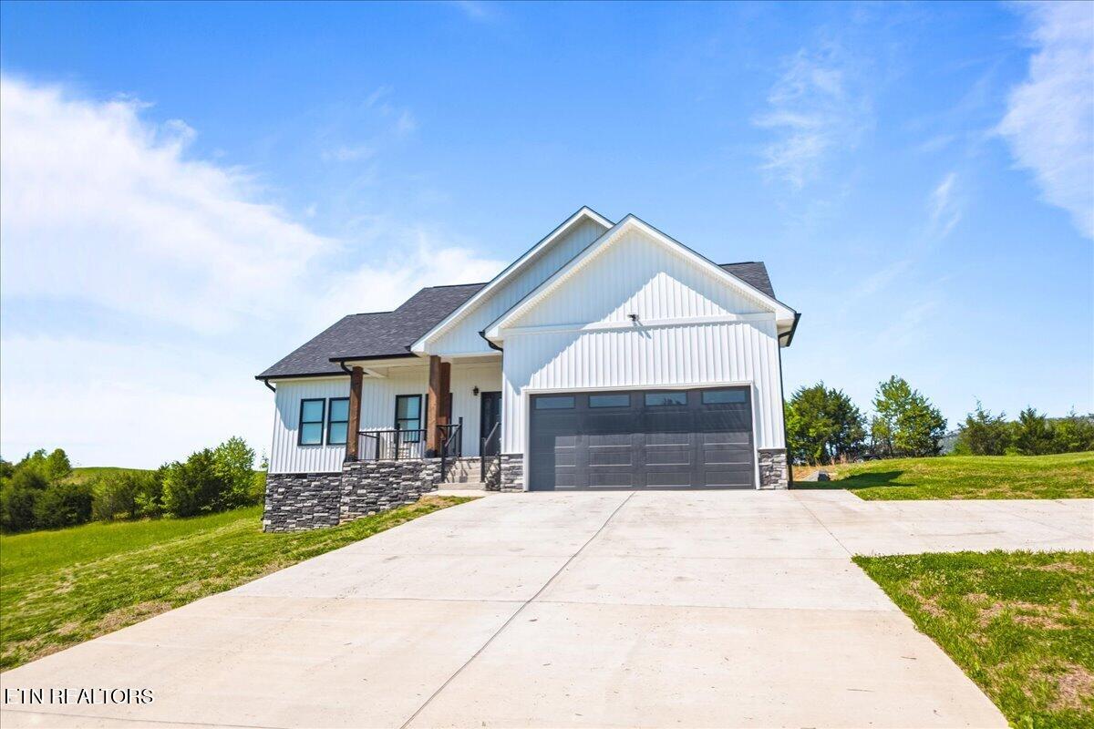 309 Greene Lane, LaFollette