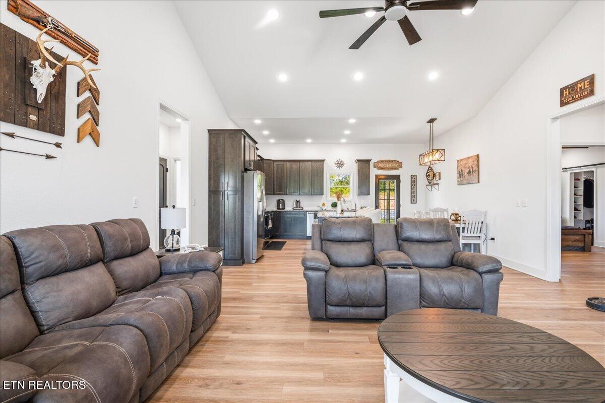 309 Greene Lane, LaFollette