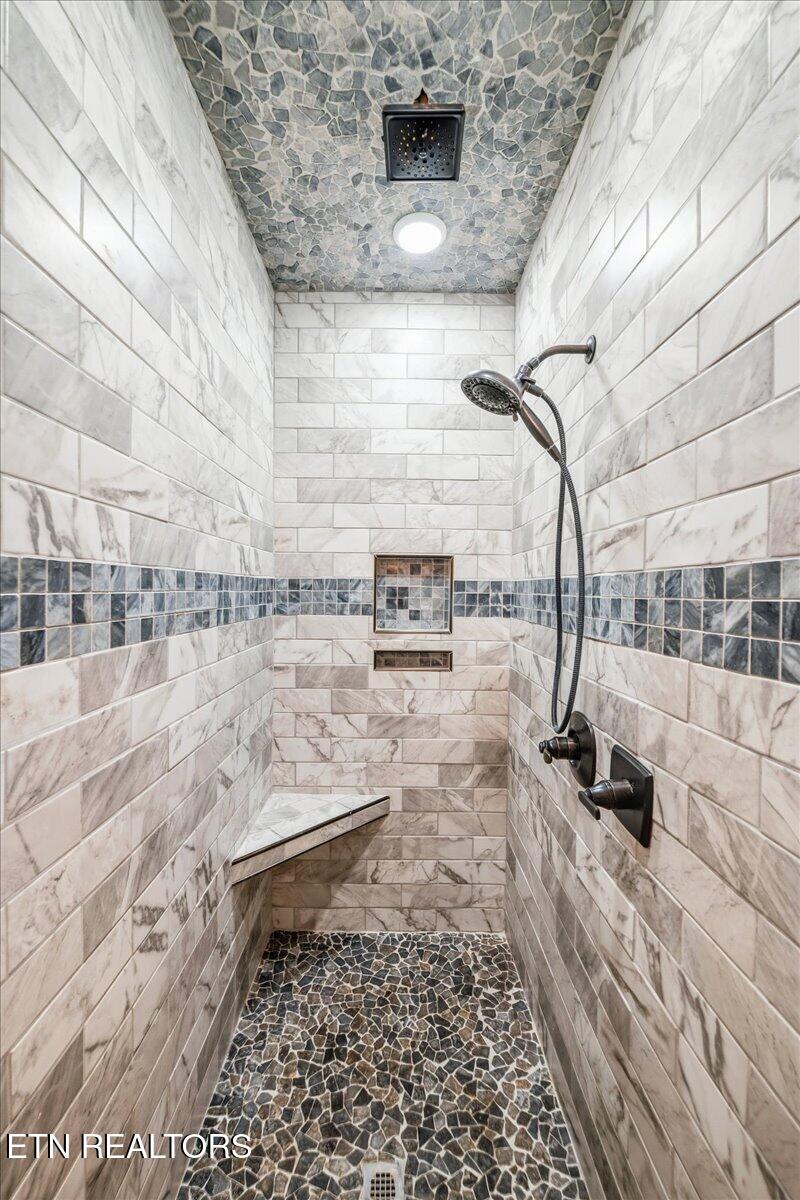 309 Greene Lane, LaFollette